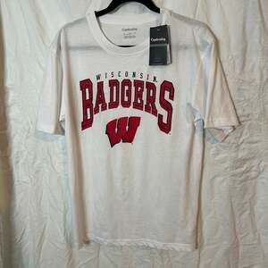 NWT Wisconsin Badgers Graphic T-Shirt, Men's Size M - White Collegiate Shirt